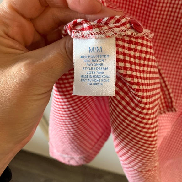 Red Sleeveless Gingham Blouse - Picture 3 of 3